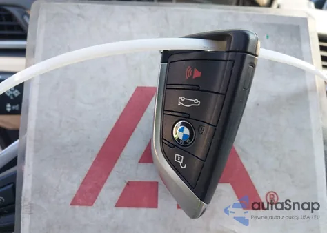 2017 BMW X1 xDrive28I z USA, uszkodzony, nr VIN WBXHT3Z37H4A55824